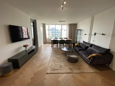 100m2 Appartement à louer pour 3000€/mois à Omval, Amsterdam