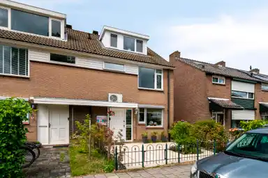 116m2 huis te huur voor 2850€/maand in Smitshoek, Bergschenhoek