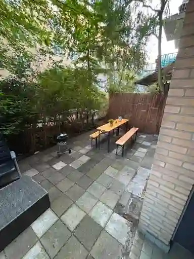 15m2 room to rent for 1275€/month in Amsterdam