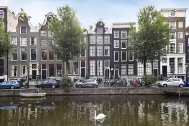 75m2 Appartamento in affitto per 2750€/mese a Oudezijds Voorburgwal 109G, Amsterdam