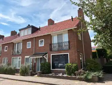 112m2 maison à louer pour 2300€/mois à van Musschenbroekstraat, 's-Hertogenbosch