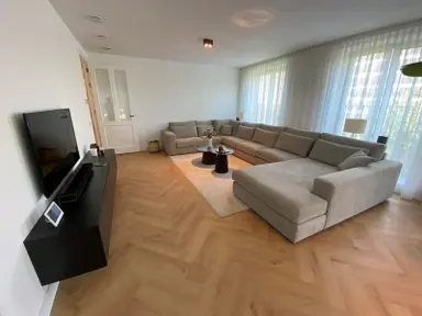 132m2 apartment to rent for 2600€/month in Wolbrantskerkweg, Amsterdam