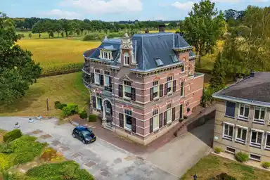 140m2 flat to rent for 2250€/month in Sliekstraat 1, Hummelo