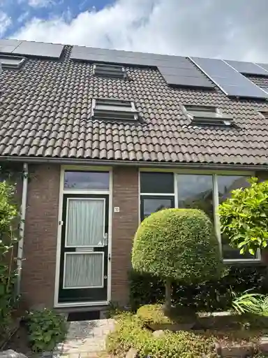 m2 house to rent for 1150€/month in Koolmeespad 10, Numansdorp