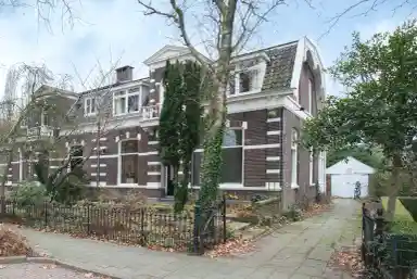 195m2 house to rent for 2500€/month in Veerallee, Zwolle