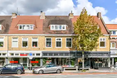 87m2 Appartement à louer pour 2550€/mois à Amaryllislaan, Heemstede