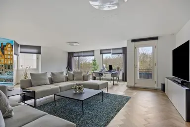 197m2 Appartamento in affitto per 4800€/mese a Beysterveld, Amsterdam