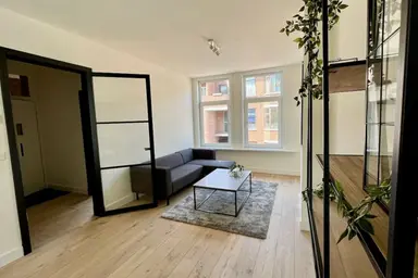 79m2 apartment to rent for 2495€/month in Usselincxstraat 129, The Hague