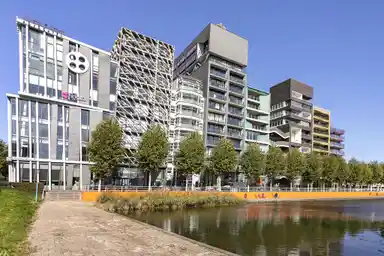146m2 apartment to rent for 1680€/month in Stadhuisstraat, Lelystad