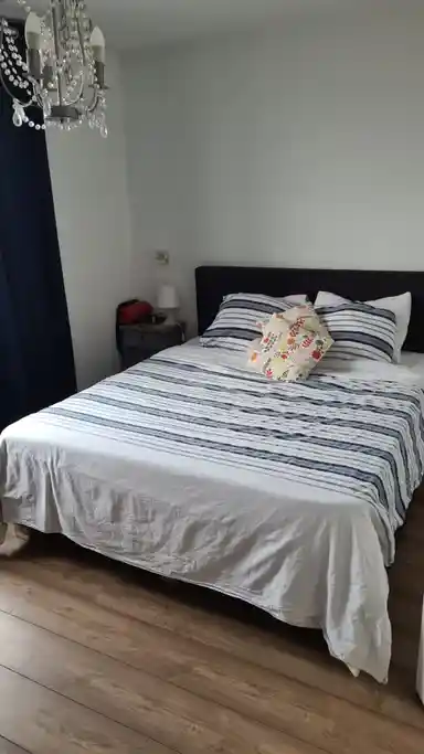 140m2 Zimmer zur Miete für 1100€/Monat in Harriet Freezerstraat, Amsterdam