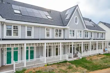 152m2 house to rent for 2750€/month in Anna van Berchemdreef 64, Monster