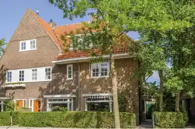 121m2 house to rent for 2200€/month in Sumatrastraat, 's-Hertogenbosch