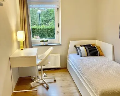 9m2 Chambre à louer pour 825€/mois à Coolsestraat, Rotterdam