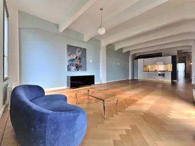 102m2 Appartement à louer pour 2500€/mois à Max Euweplein, Haarlem