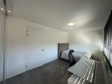 18m2 Camera in affitto per 1000€/mese a Sprietzeil, Almere
