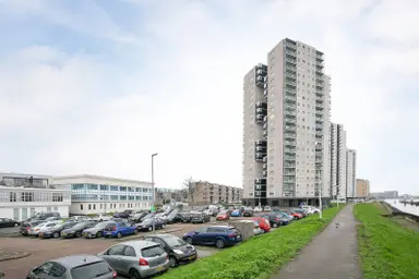 103m2 Appartement à louer pour 1520€/mois à Watertorenweg, Rotterdam