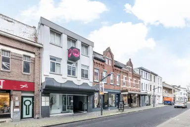 70m2 apartment to rent for 985€/month in Akerstraat, Kerkrade