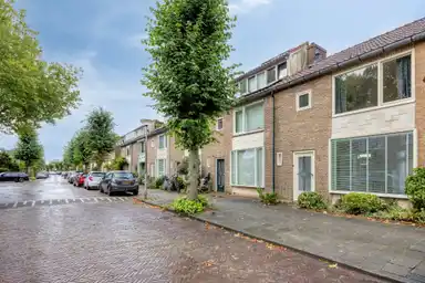 80m2 Casa in affitto per 2050€/mese a Kastanjelaan 27, Leiderdorp