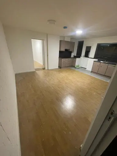 90m2 room to rent for 1000€/month in Slegersstraat 34, Helmond