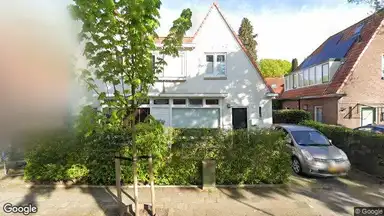 120m2 maison à louer pour 2400€/mois à Hoge Larenseweg, Hilversum