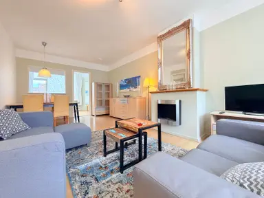 61m2 Appartement à louer pour 1350€/mois à Pluvierstraat, The Hague