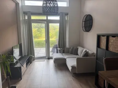 118m2 apartment to rent for 950€/month in Vredehoflaan 59, Vlissingen