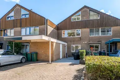 140m2 Haus zur Miete für 2700€/Monat in Vloed, Breda