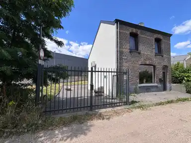 115m2 maison à louer pour 1950€/mois à Phoenixweg, Maastricht