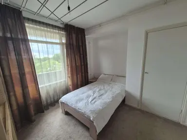 90m2 Kamer te huur voor 1080€/maand in Van Woustraat, Amsterdam