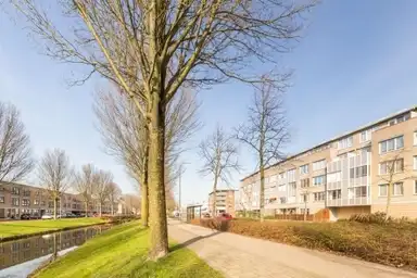 79m2 Appartement te huur voor 970€/maand in Brabantstraat 13, Alphen aan den Rijn