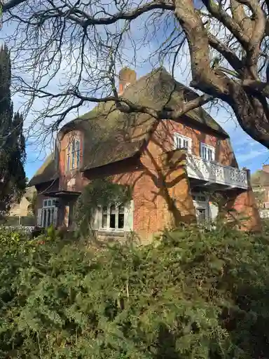 172m2 house to rent for 7000€/month in Langelaan 3, Aerdenhout