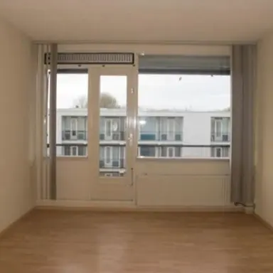 10m2 room to rent for 465€/month in Loenermark 38, Amsterdam
