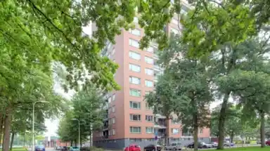70m2 Appartement à louer pour 850€/mois à Jekerstraat 27, Enschede