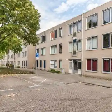 75m2 flat to rent for 830€/month in Kobelaan 9, Rotterdam