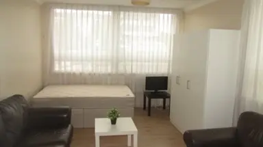 27m2 room to rent for 705€/month in Croeselaan 38, Utrecht
