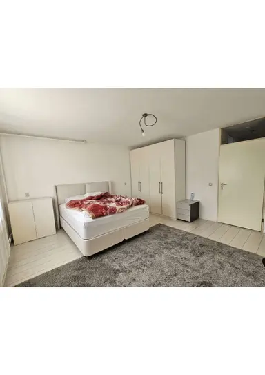 105m2 Haus zur Miete für 2300€/Monat in Augusto Sandinostraat, Utrecht