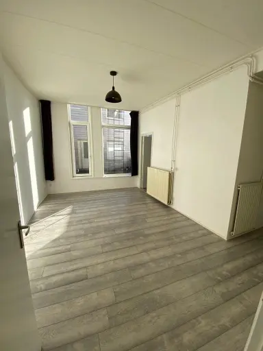 40m2 Appartement à louer pour 850€/mois à Zuidergrachtswal 24, Leeuwarden