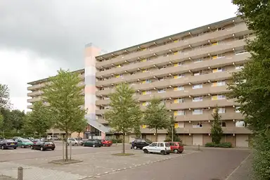 109m2 flat to rent for 713.01€/month in Geessinkbrink 171, Enschede