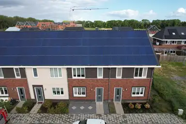 125m2 Haus zur Miete für 1495€/Monat in Lunet 3, Steenbergen