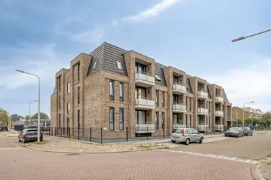 50m2 Appartamento in affitto per 1135€/mese a Brechterhoeflaan 48, Bergen op Zoom