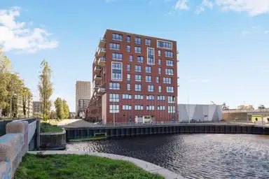 89m2 flat to rent for 1800€/month in Loosduinseweg, The Hague