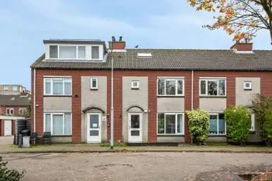 105m2 house to rent for 2200€/month in Etty Hillesumplantsoen 15, Hoofddorp