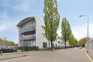 72m2 Appartement à louer pour 1895€/mois à Le Sage ten Broeklaan, Eindhoven