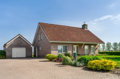 156m2 house to rent for 2200€/month in Bavelseweg, Molenschot