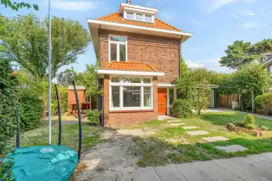 230m2 house to rent for 4950€/month in Kiplaan 30, The Hague