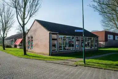 103m2 maison à louer pour 1610€/mois à Vedelaarsborch, Houten