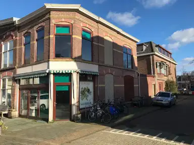 157m2 maison à louer pour 2750€/mois à Aloëlaan, Leiden