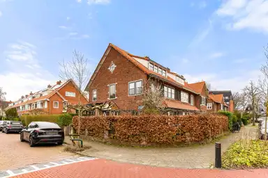 205m2 house to rent for 5500€/month in Jacob de Witstraat 21, Heemstede