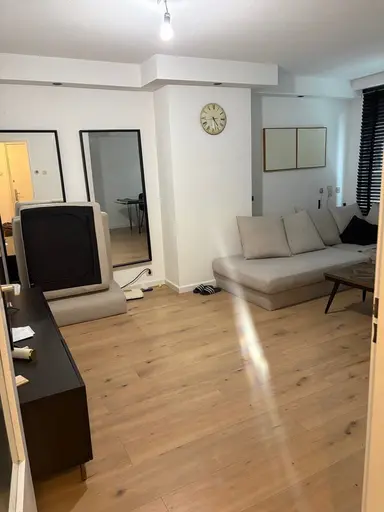 90m2 Appartement à louer pour 1200€/mois à Saffierstraat, Amsterdam