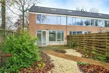 137m2 house to rent for 1695€/month in Maansteenhof, IJsselstein